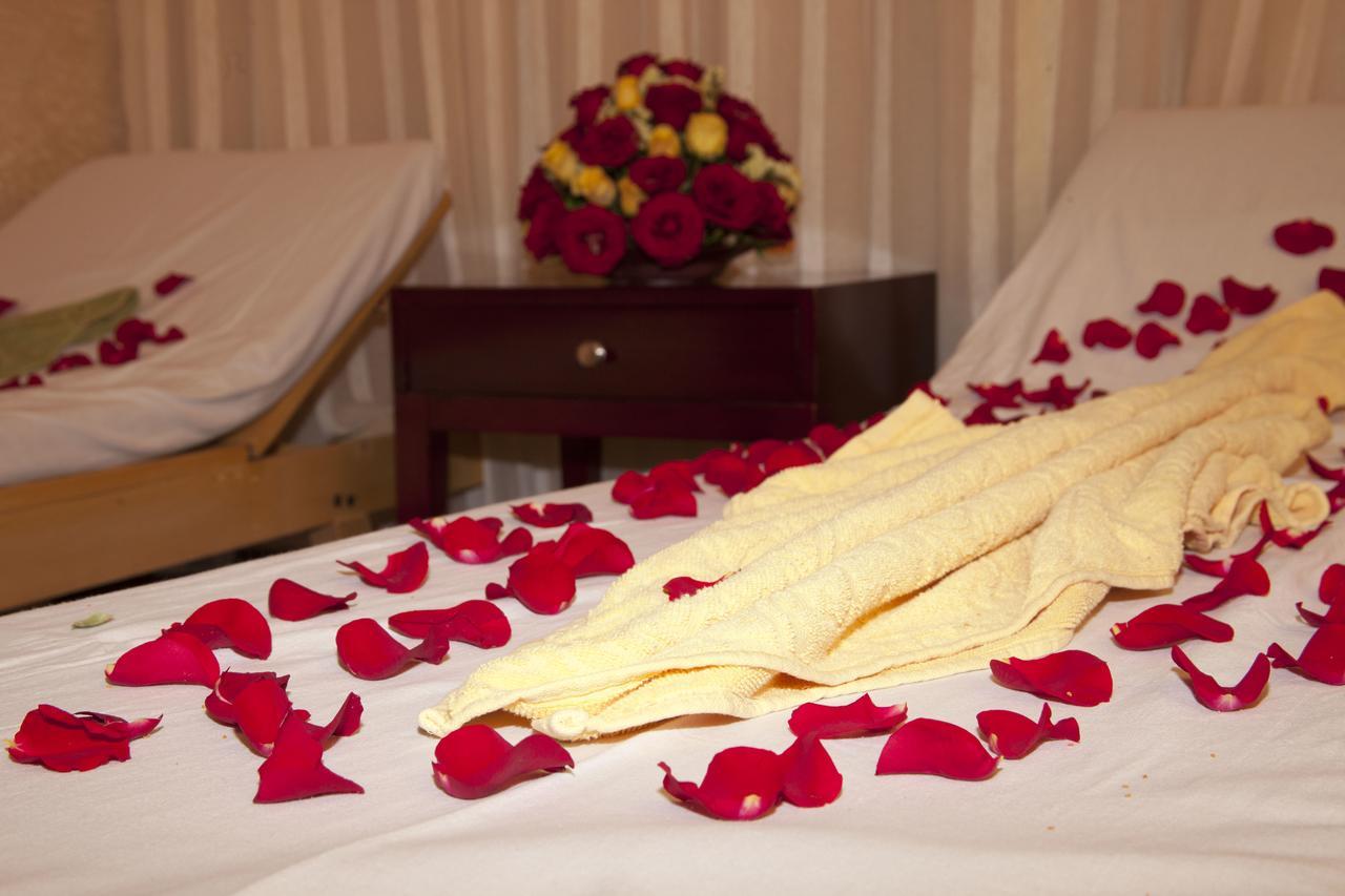 Manrashiwa Hotel Addis Ababa Exterior photo