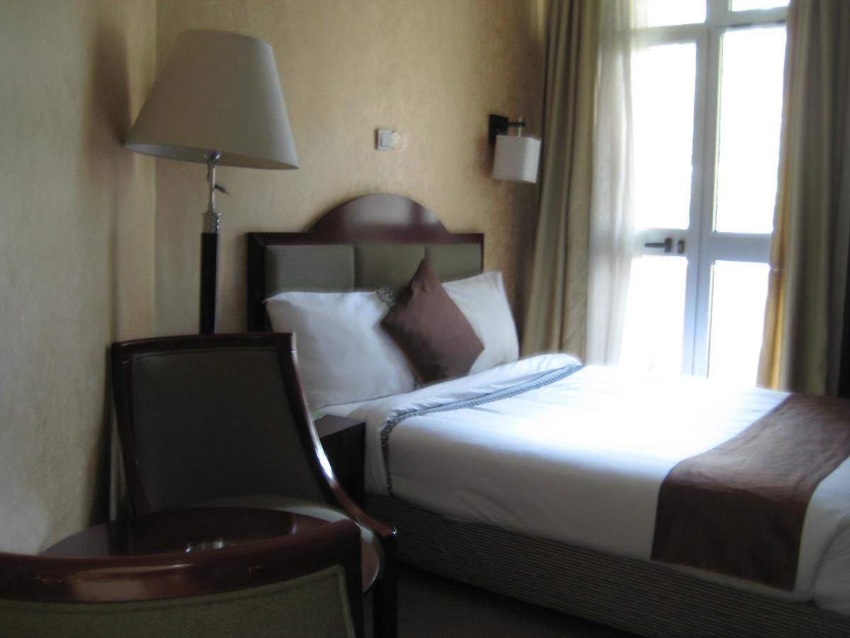 Manrashiwa Hotel Addis Ababa Exterior photo