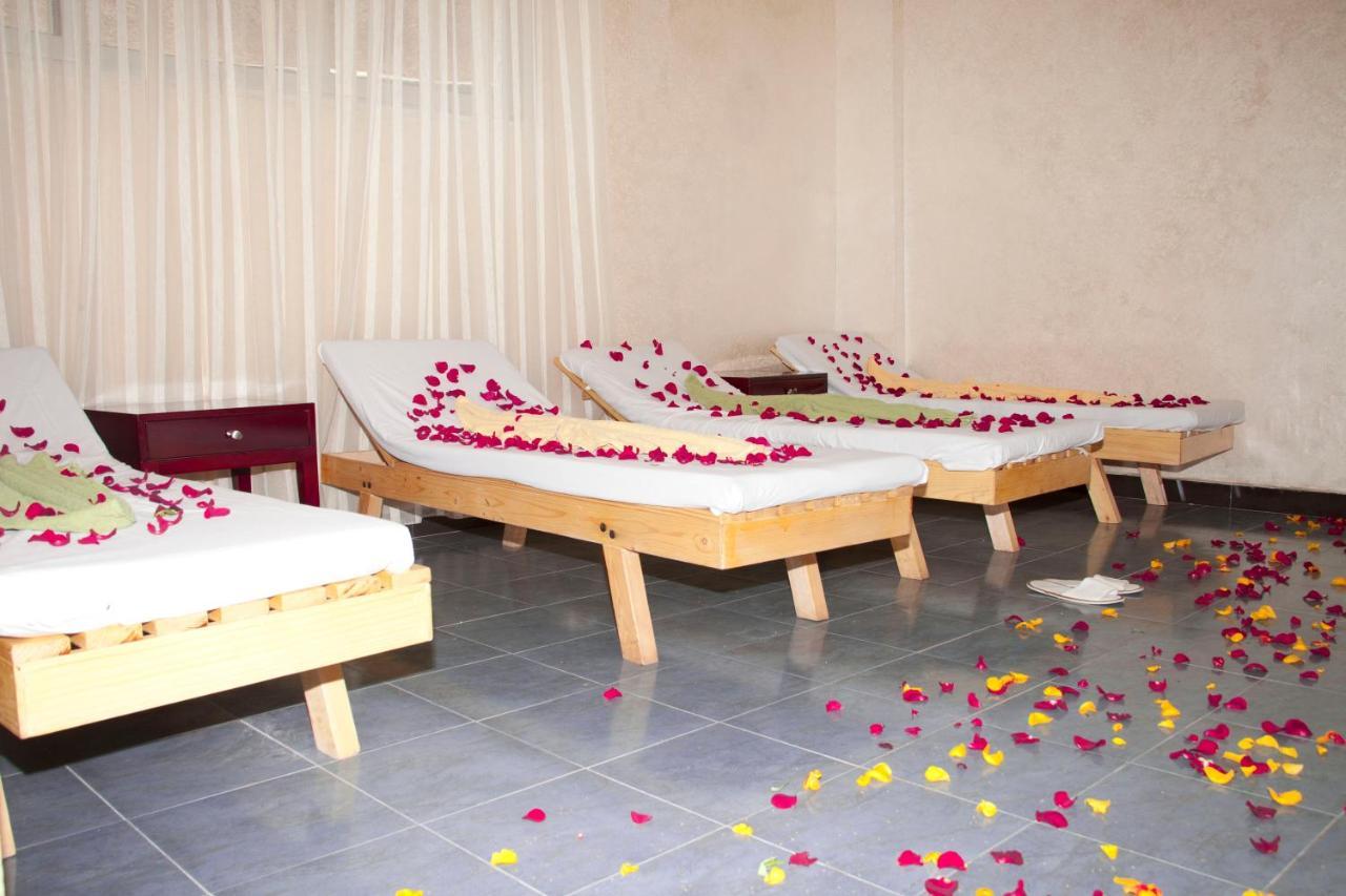 Manrashiwa Hotel Addis Ababa Exterior photo